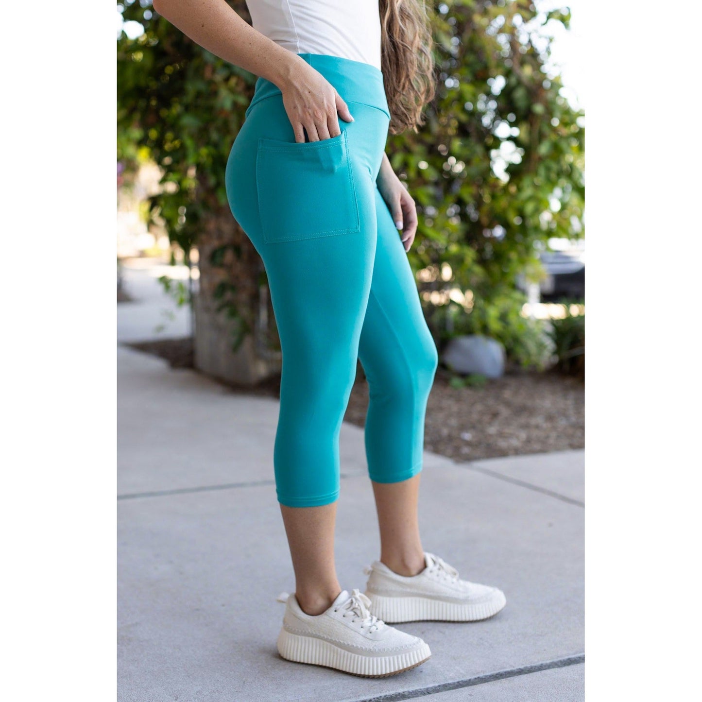 | The Tori - Capri Leggings